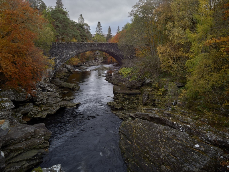 Summer House &  Invermoriston Bridge On River Moristom
