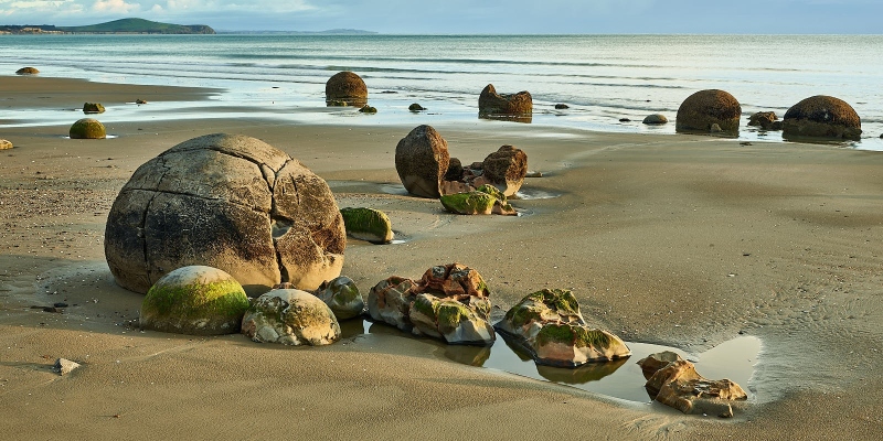 Moeraki Boulders, Moeraki Boulders Beach, Hampden, Otago, New Zealand, South Island