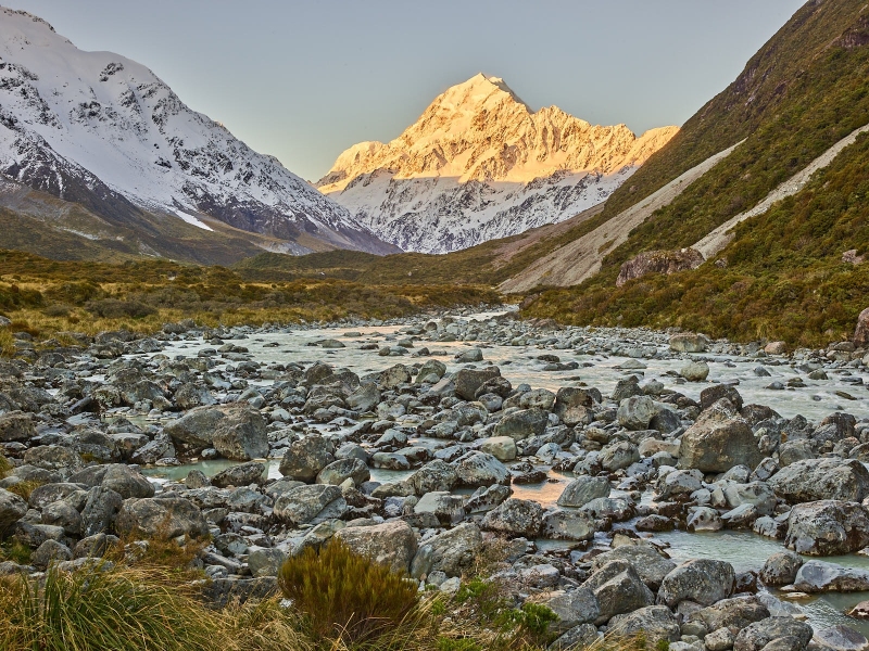 Mount Cook & Hooker River, Hooker Valley, Aoraki / Mount Cook National Park, Canterbury, New Zealand, South Island